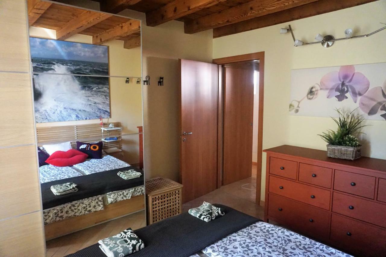 La Casa Di Edone Lägenhet Monzambano Exteriör bild