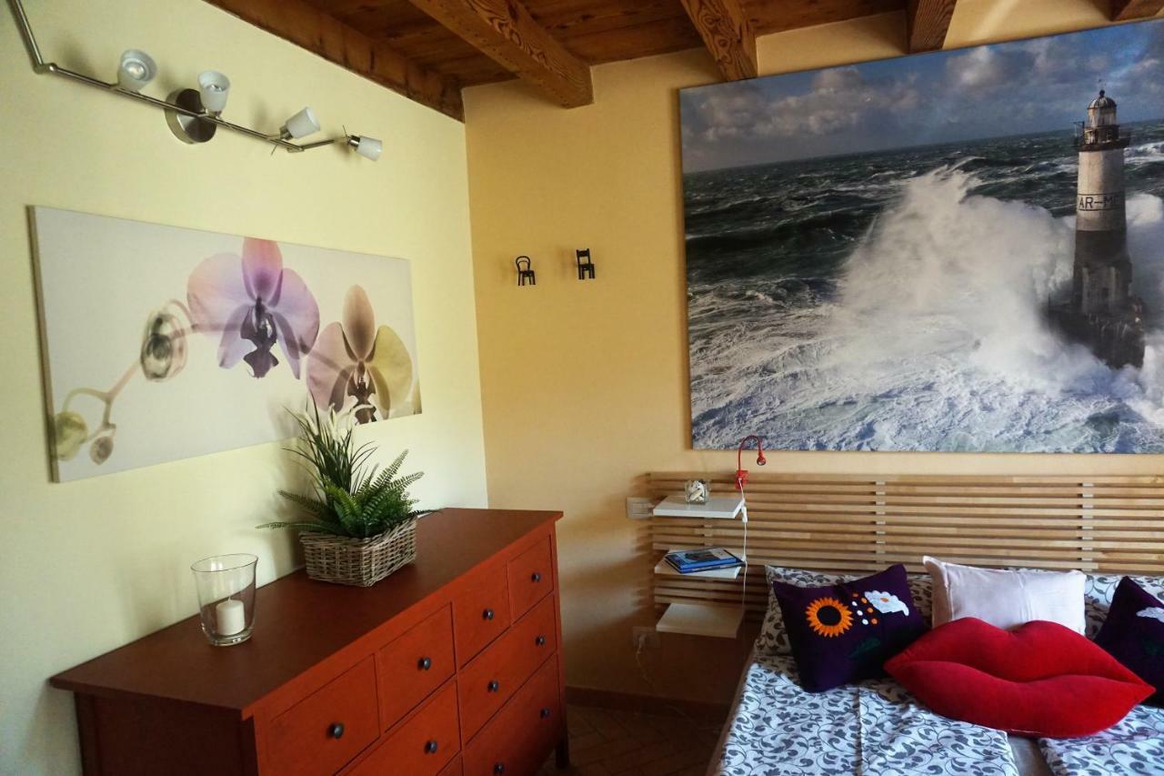 La Casa Di Edone Lägenhet Monzambano Exteriör bild