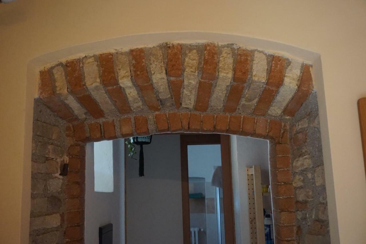 La Casa Di Edone Lägenhet Monzambano Exteriör bild