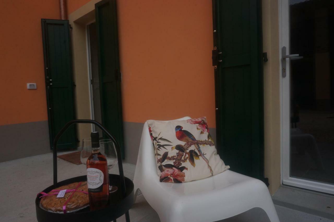 La Casa Di Edone Lägenhet Monzambano Exteriör bild