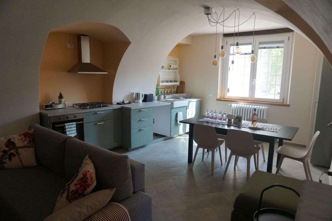 La Casa Di Edone Lägenhet Monzambano Exteriör bild