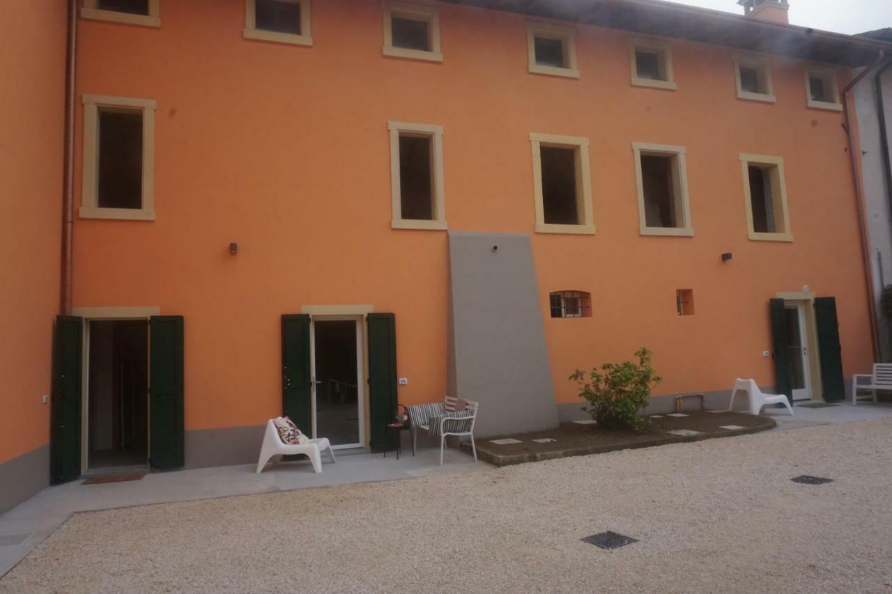 La Casa Di Edone Lägenhet Monzambano Exteriör bild