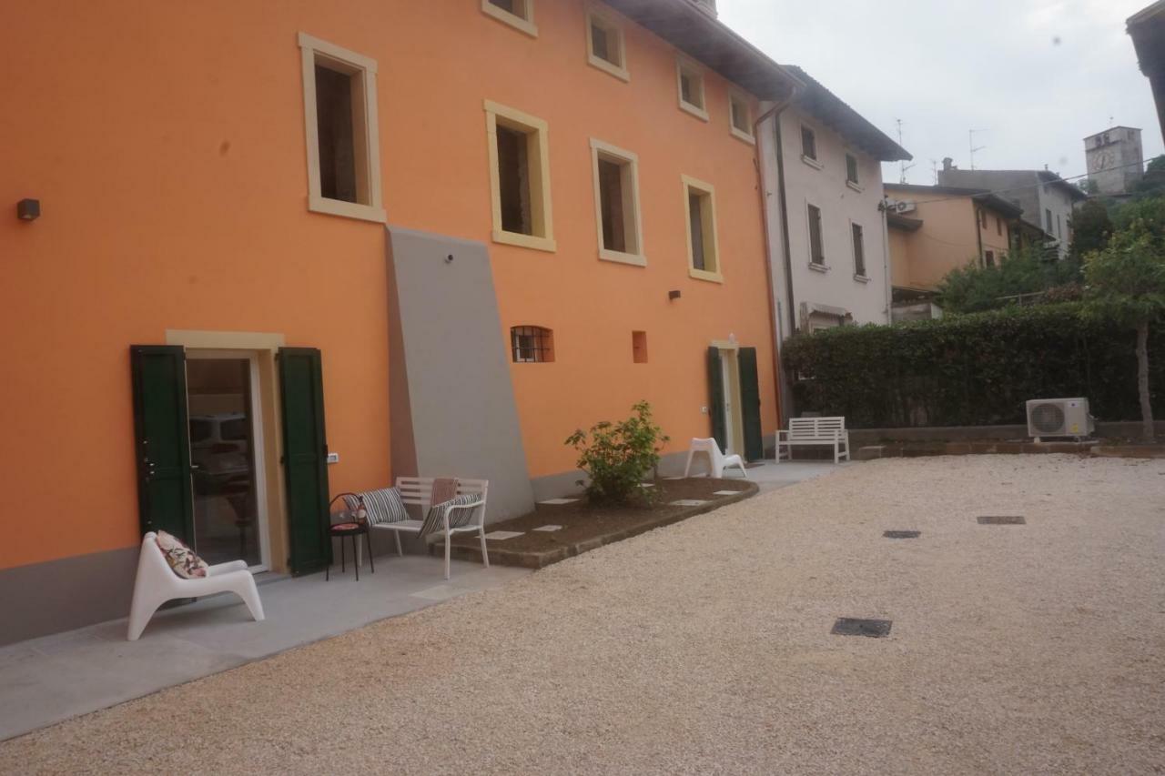 La Casa Di Edone Lägenhet Monzambano Exteriör bild